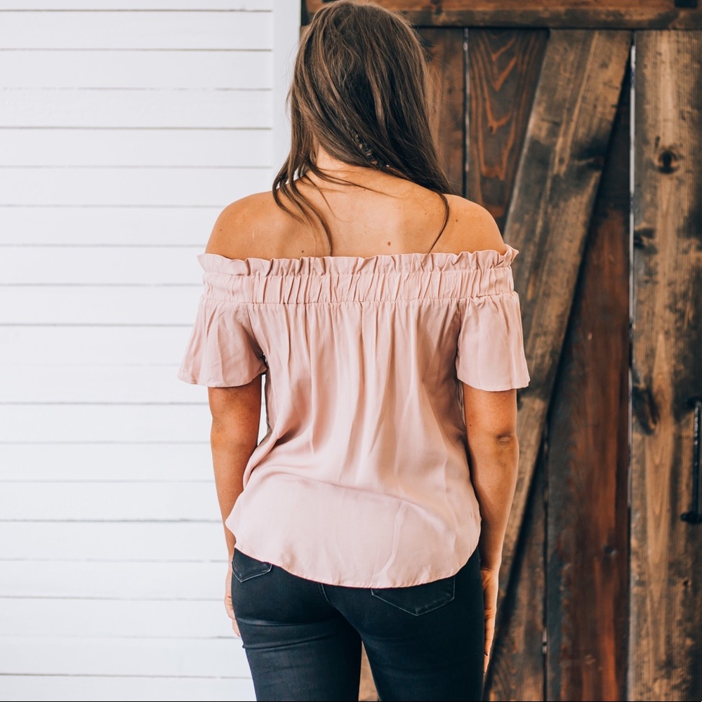 Off Shoulder Ruffle Hem Top - Picture 3 of 6